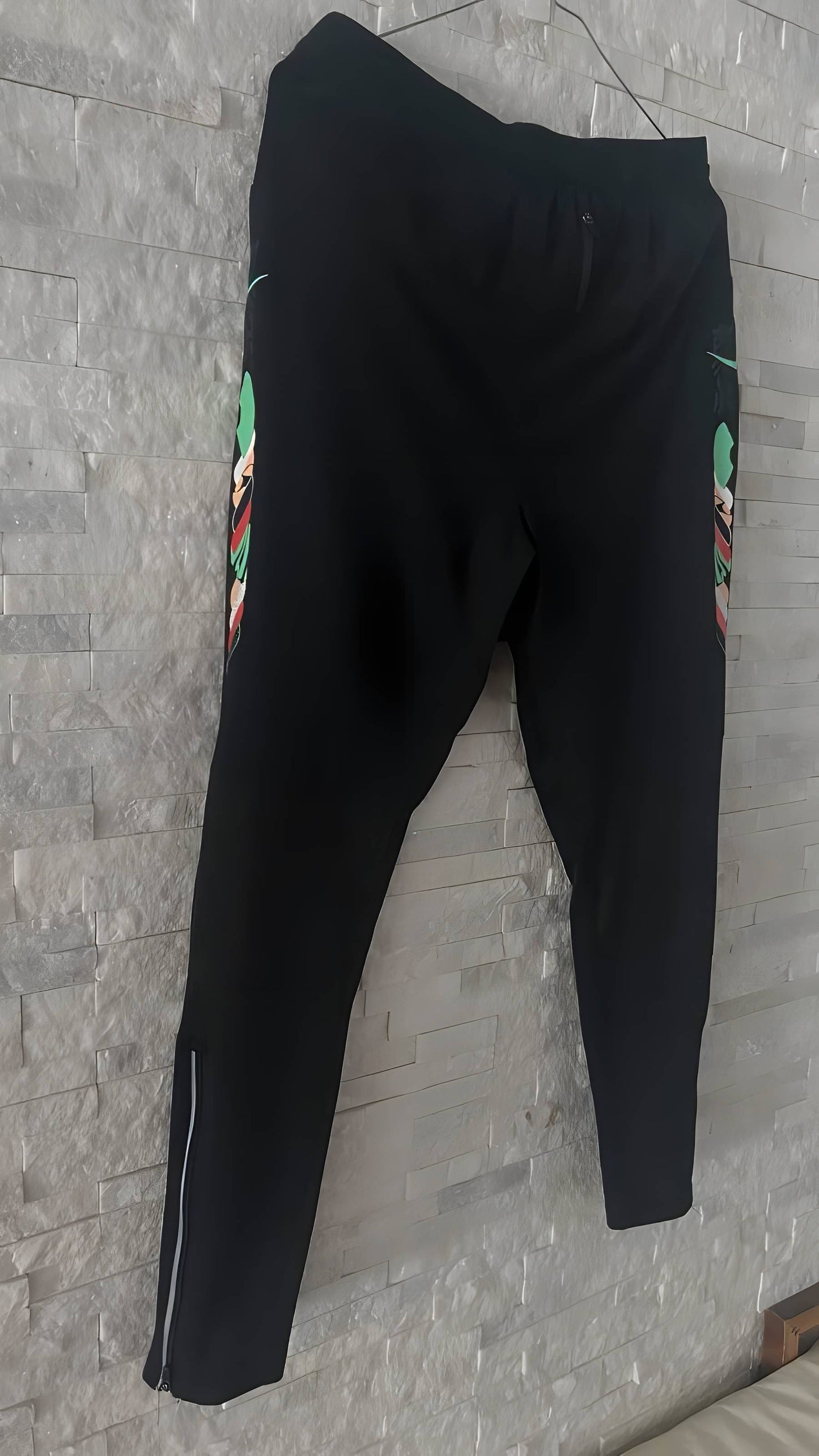⌁ 𝐁𝐀𝐒 𝐓𝐎𝐊𝐘𝐎 👖 ⌁
