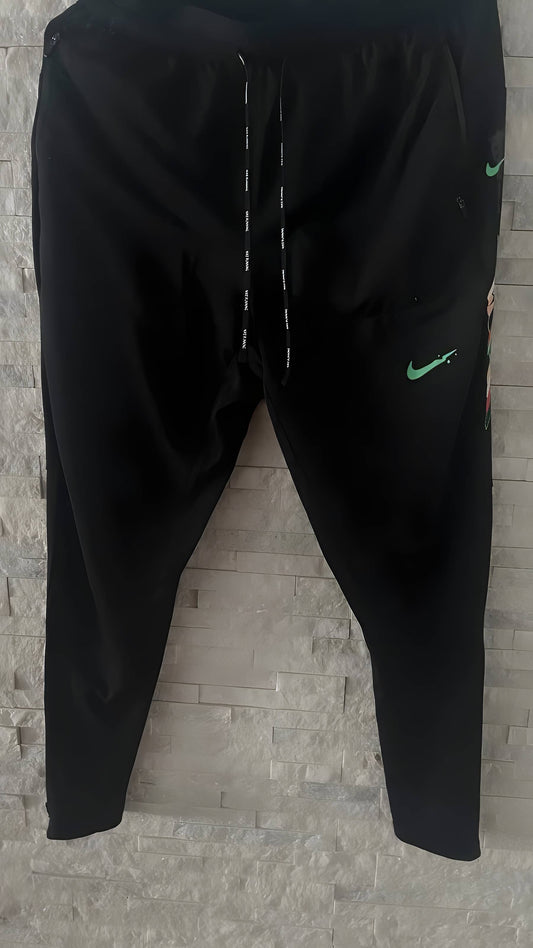 ⌁ 𝐁𝐀𝐒 𝐓𝐎𝐊𝐘𝐎 👖 ⌁